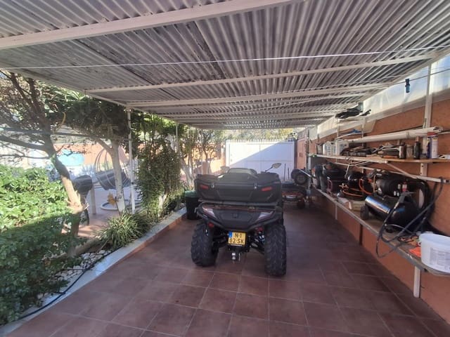 5 quarto Moradia para venda em Benidorm com piscina garagem - 780 000 € (Ref: 10094758)