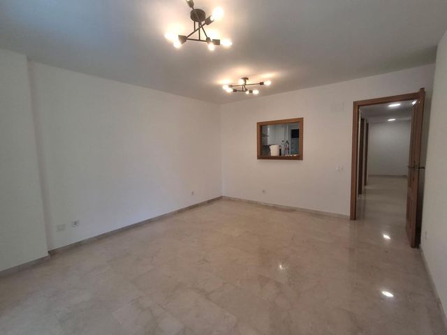 2 bedroom Flat for sale in La Villajoyosa / Vila Joiosa with pool garage - € 346,500 (Ref: 10094760)
