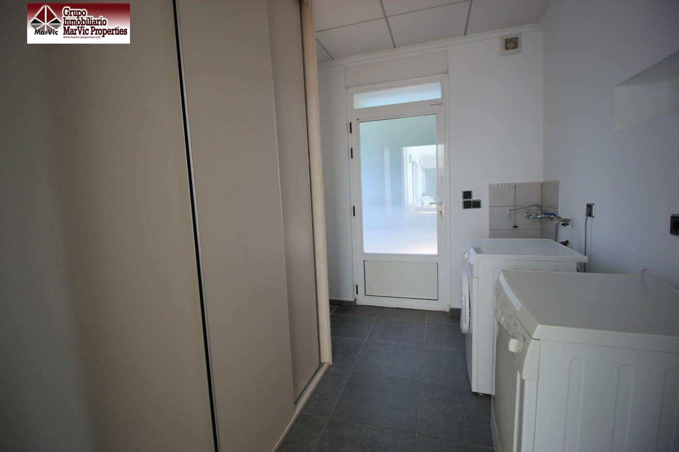 4 makuuhuone Huvila vuokrattavana paikassa Altea mukana uima-altaan 
autotalli - 3 750 € (Ref: 10102689)