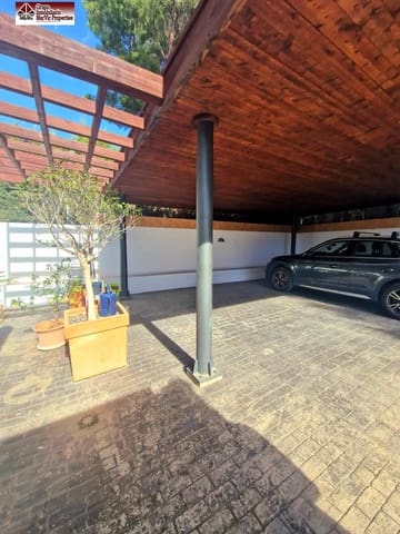 Chalet de 4 habitaciones en Altea en alquiler con piscina garaje - 3.750 € (Ref: 10102689)