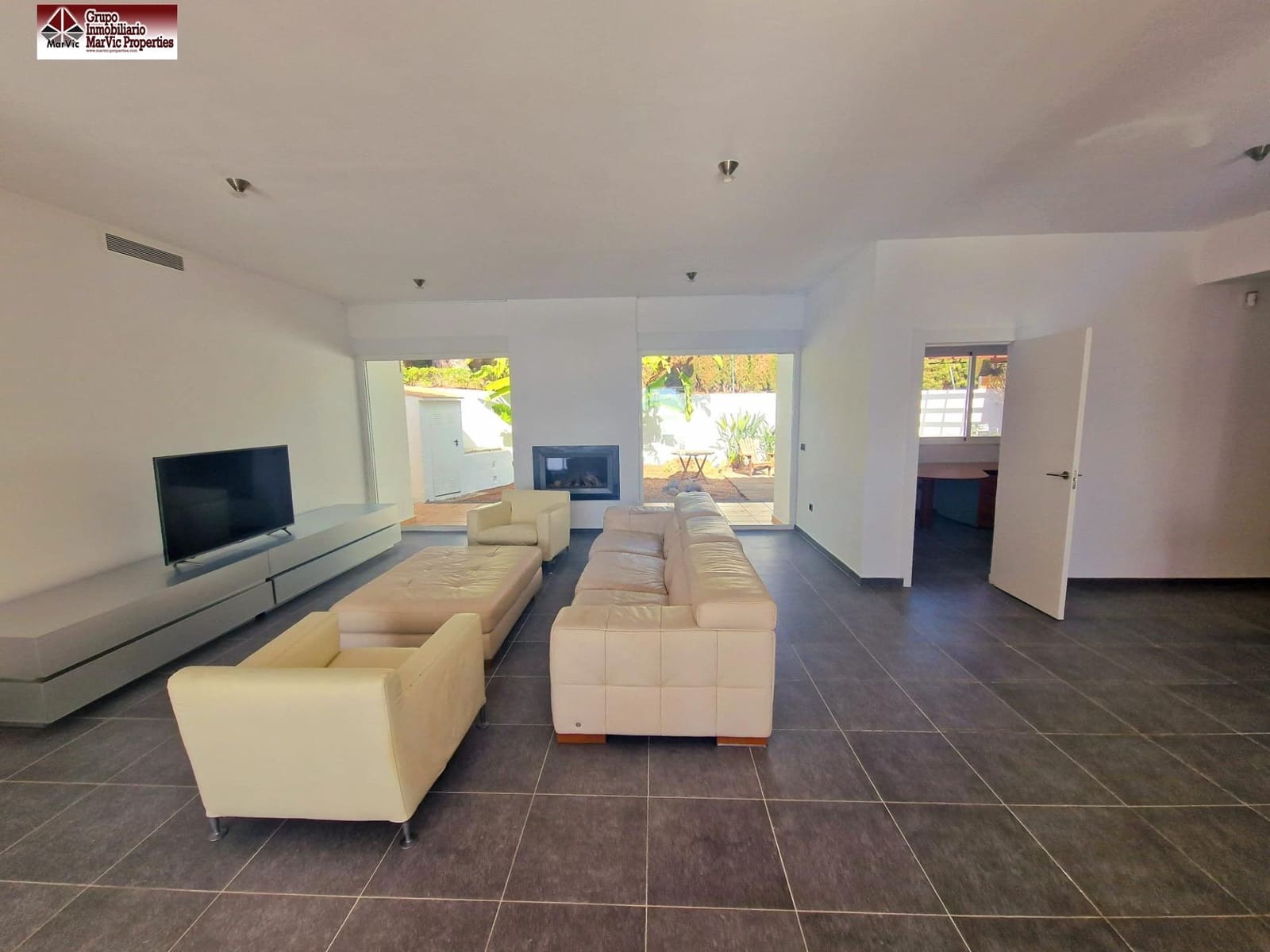 4 makuuhuone Huvila vuokrattavana paikassa Altea mukana uima-altaan 
autotalli - 3 750 € (Ref: 10102689)