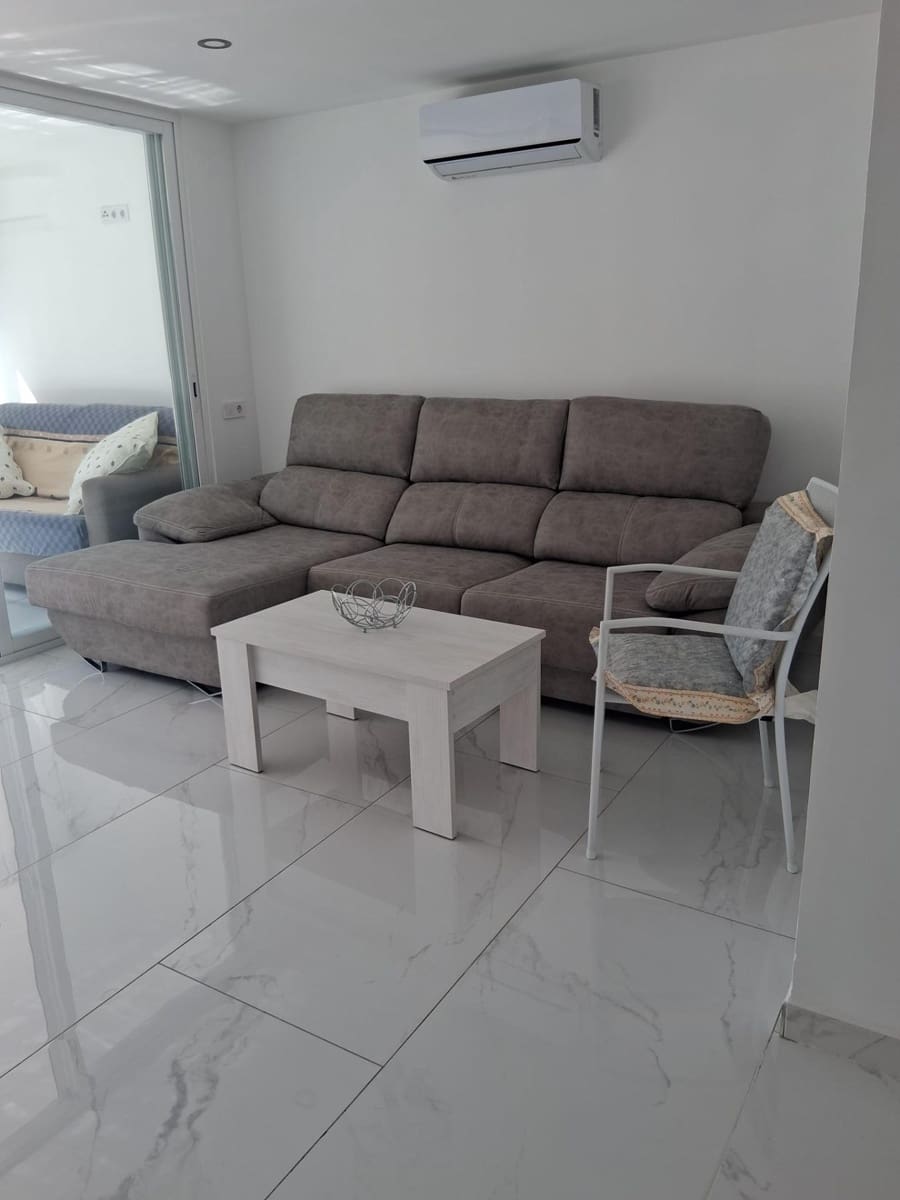 1 slaapkamer Appartement te koop in Benidorm met zwembad garage - € 205.000 (Ref: 10109768)