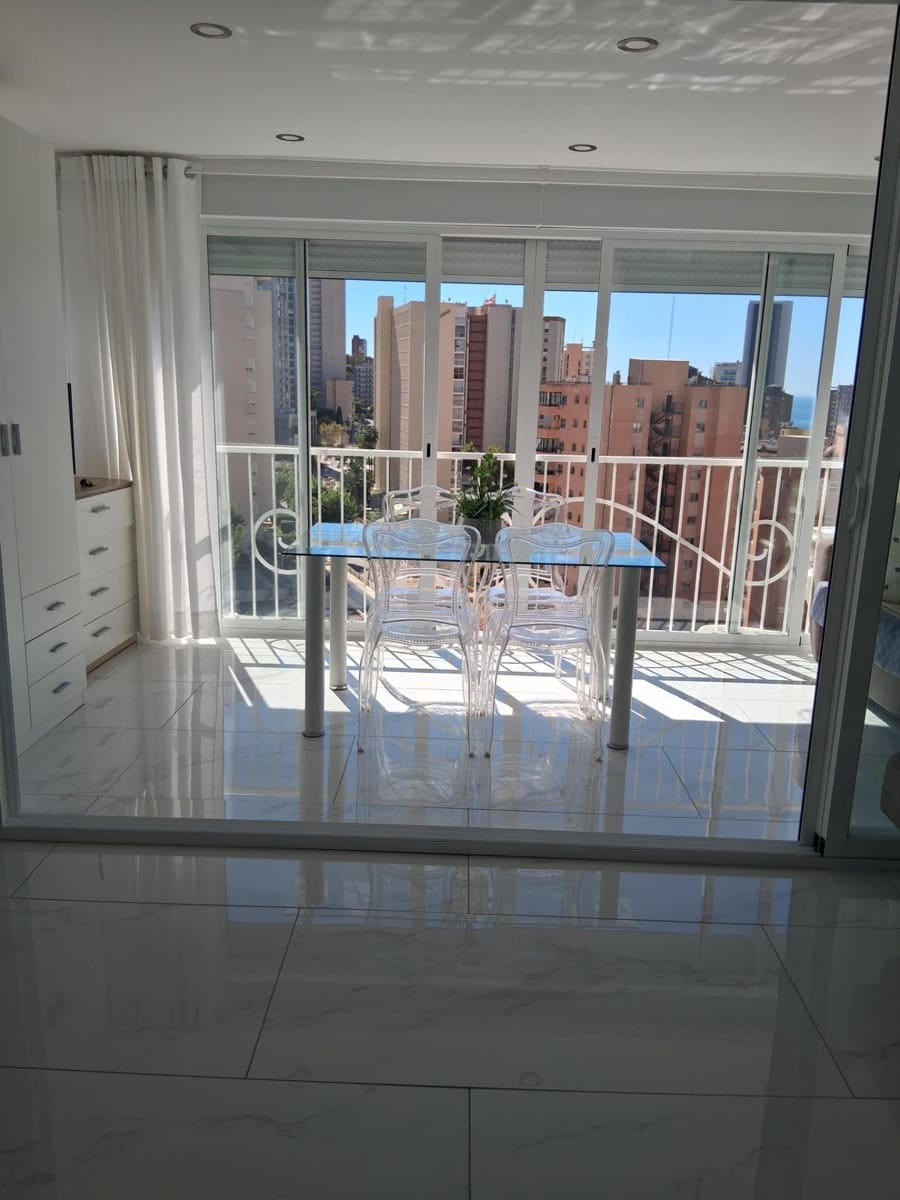 1 slaapkamer Appartement te koop in Benidorm met zwembad garage - € 205.000 (Ref: 10109768)