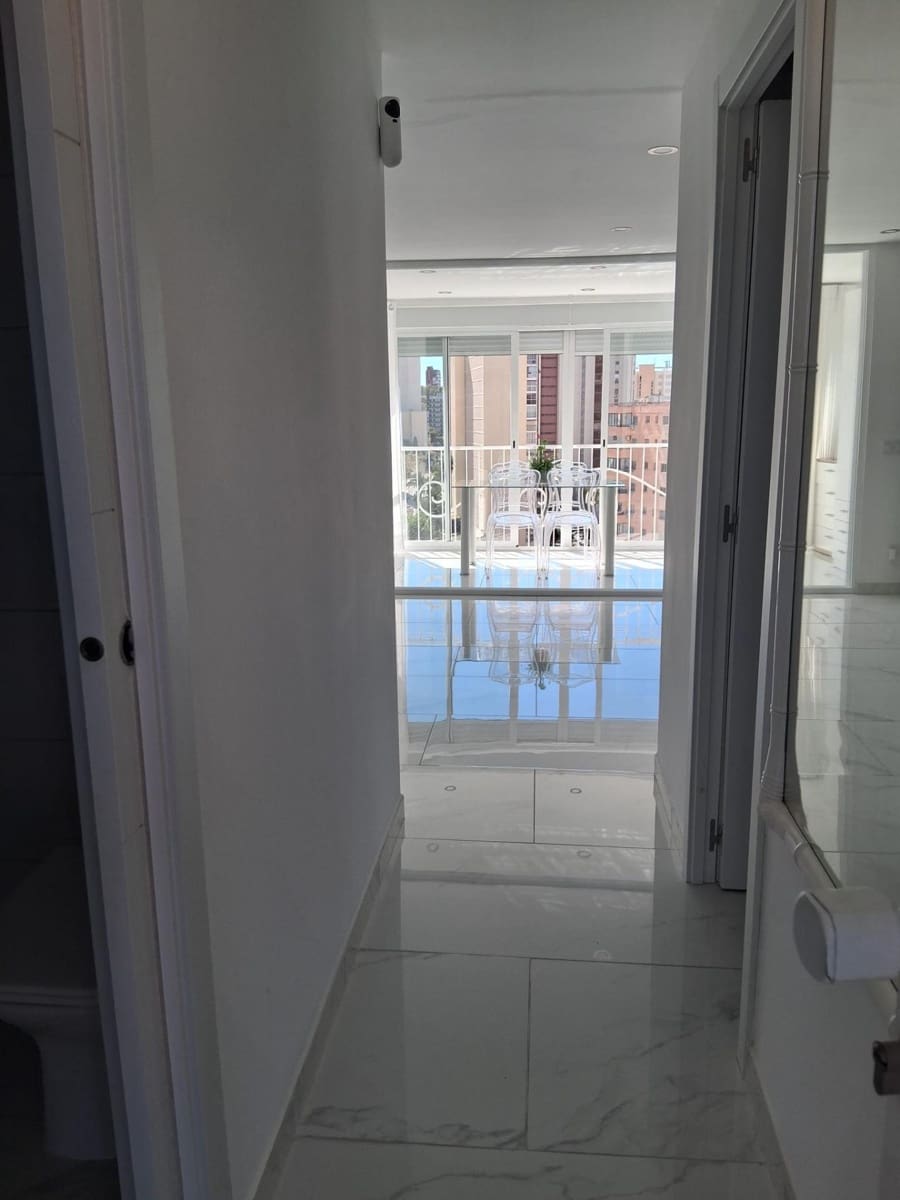 1 slaapkamer Appartement te koop in Benidorm met zwembad garage - € 205.000 (Ref: 10109768)