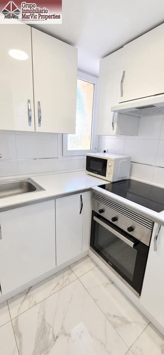 2 Zimmer Apartment zu vermieten in Benidorm mit Pool - 1.500 € (Ref: 10147194)
