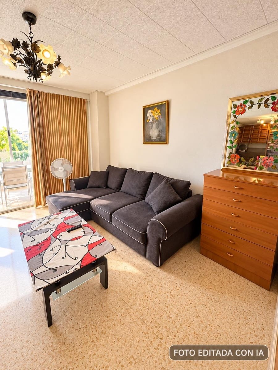 Piso de 1 habitación en Benidorm en venta con piscina - 195.000 € (Ref: 10166744)