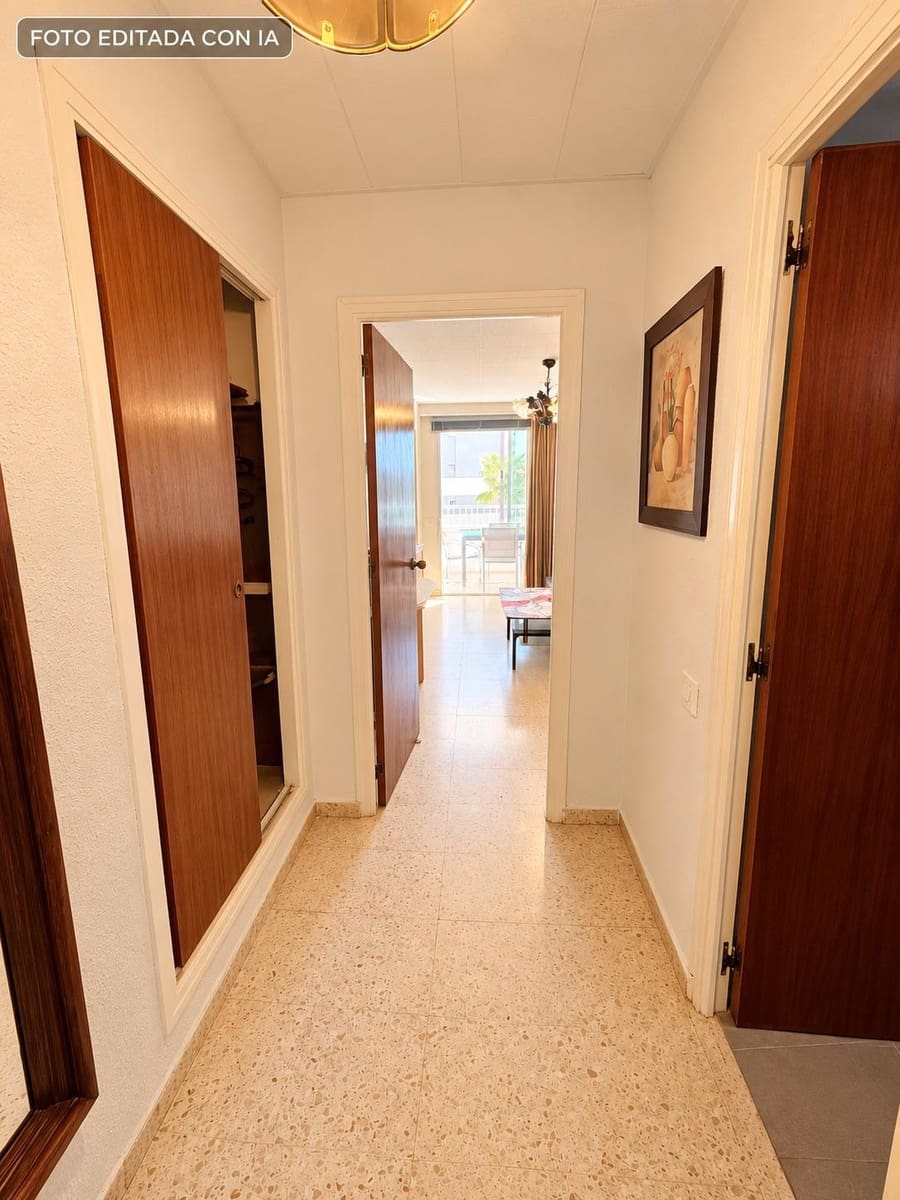 Piso de 1 habitación en Benidorm en venta con piscina - 195.000 € (Ref: 10166744)
