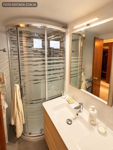 Piso de 1 habitación en Playa Poniente, Benidorm en venta con piscina - 195.000 € (Ref: 10166744)