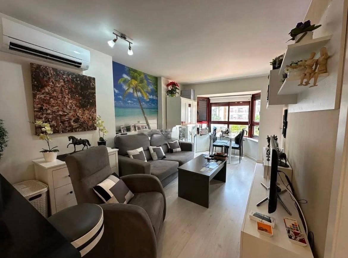 1 soverom Leilighet til salgs i Benidorm med svømmebasseng garasje - € 275 000 (Ref: 10166745)