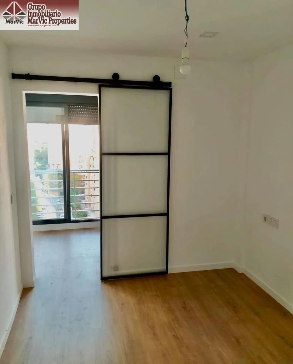 1 soveværelse Lejlighed til salg i Benidorm med swimmingpool - € 135.000 (Ref: 10177248)
