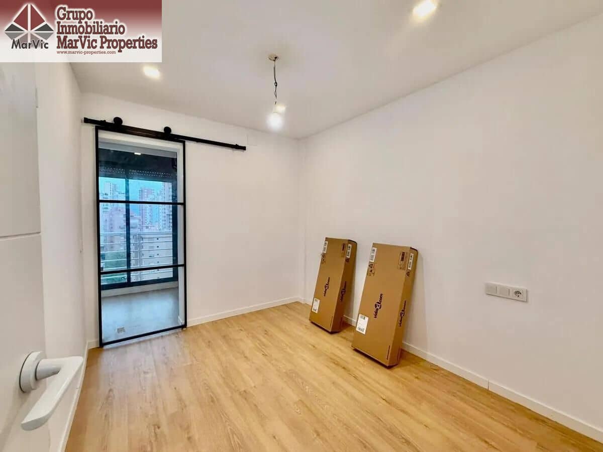 1 soveværelse Lejlighed til salg i Benidorm med swimmingpool - € 135.000 (Ref: 10177248)