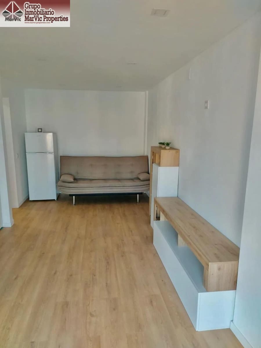 1 soveværelse Lejlighed til salg i Benidorm med swimmingpool - € 135.000 (Ref: 10177248)