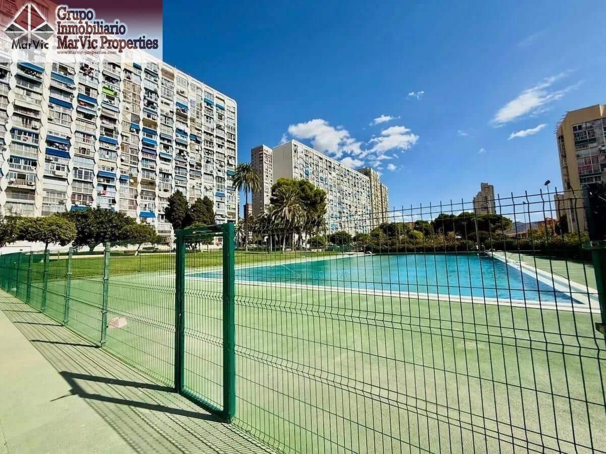 1 soveværelse Lejlighed til salg i Benidorm med swimmingpool - € 135.000 (Ref: 10177248)