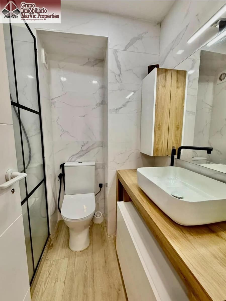 1 soveværelse Lejlighed til salg i Benidorm med swimmingpool - € 135.000 (Ref: 10177248)