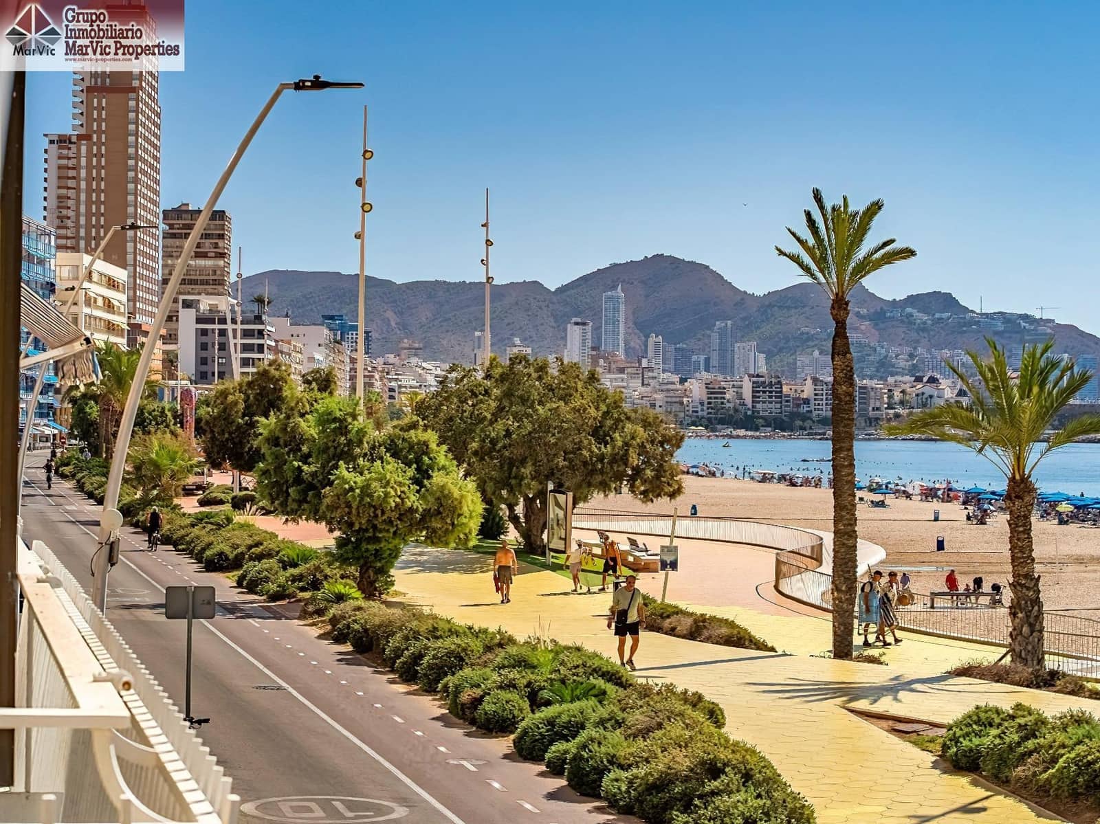 2 Zimmer Wohnung zu verkaufen in Benidorm mit Garage - 399.000 € (Ref: 10177249)