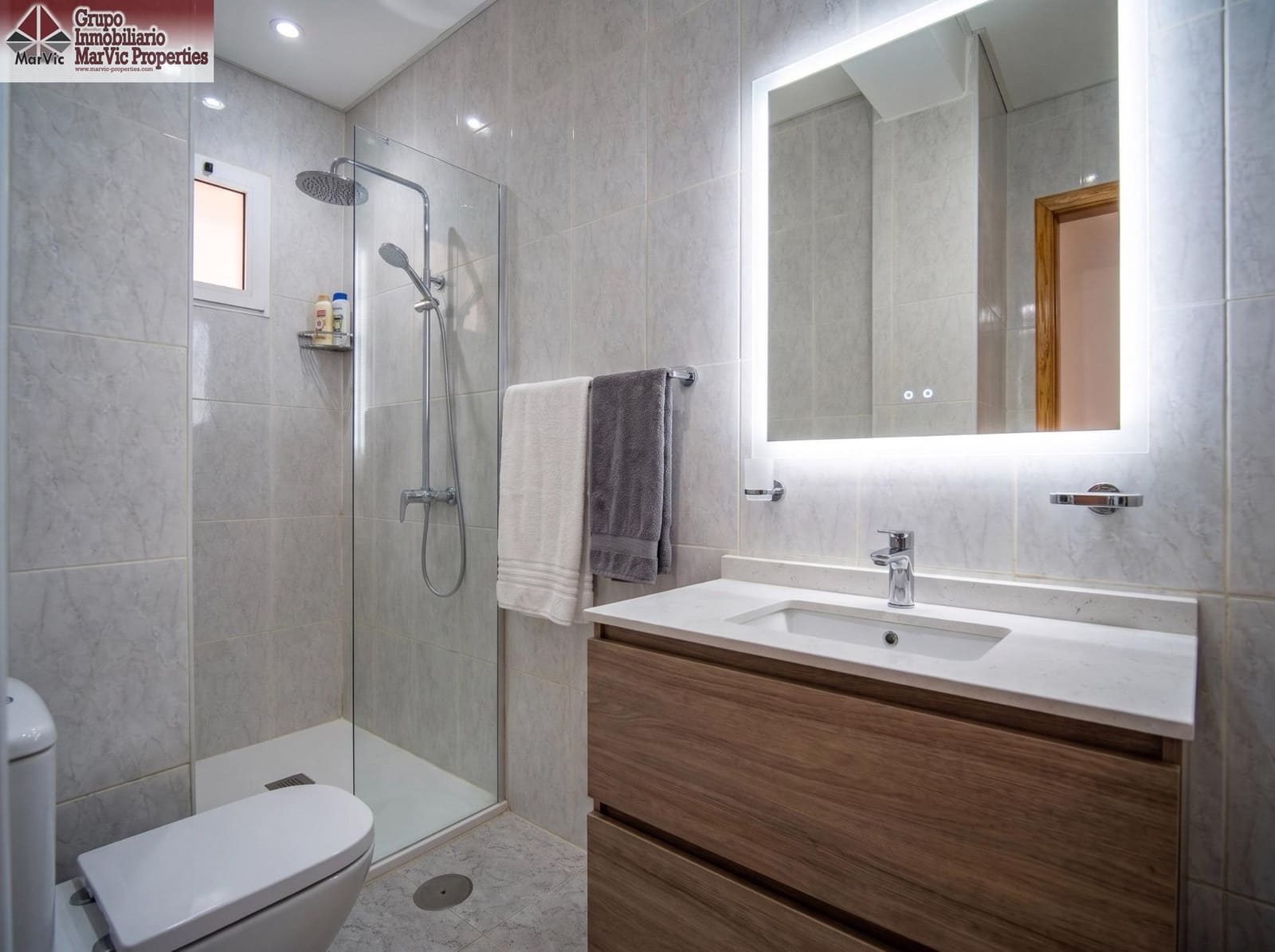 2 Zimmer Wohnung zu verkaufen in Benidorm mit Garage - 399.000 € (Ref: 10177249)