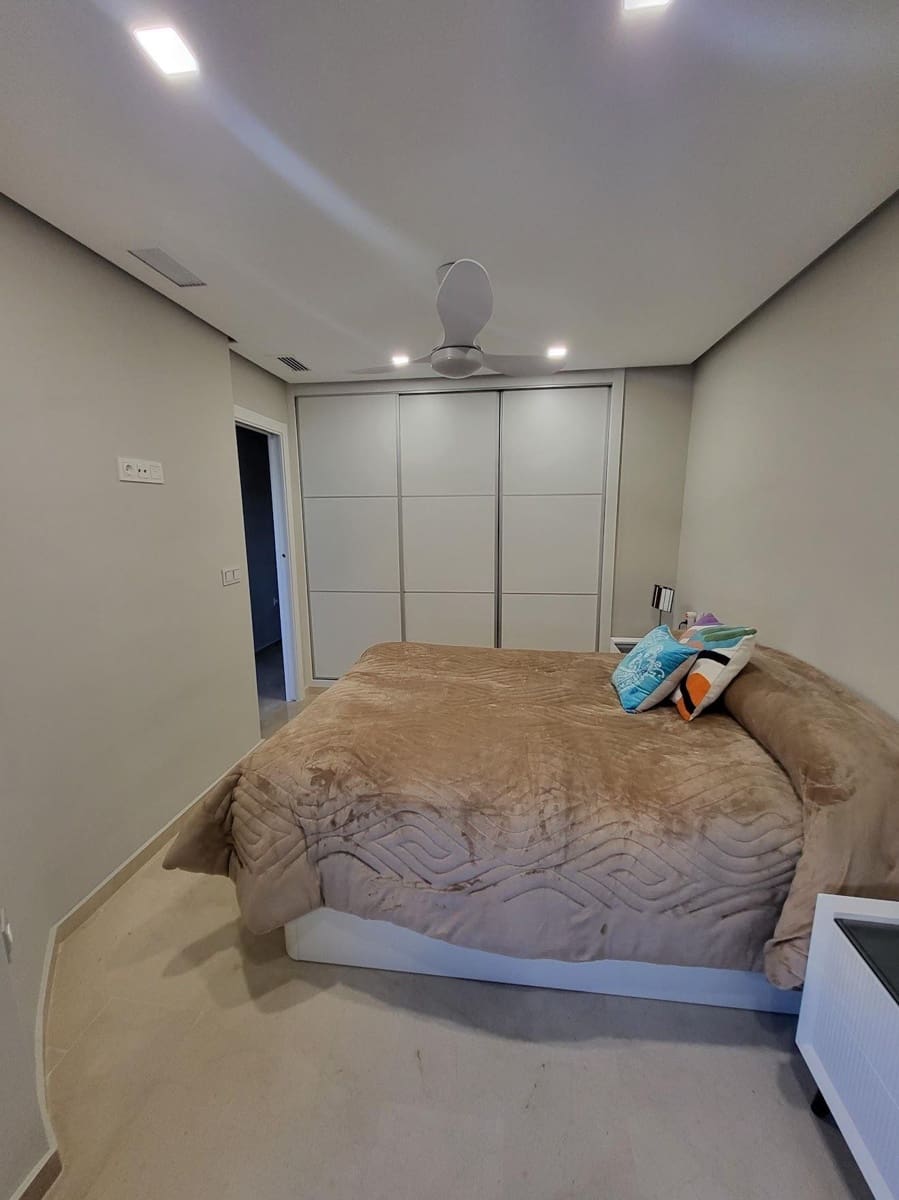 4 chambre Appartement à vendre à Benidorm avec piscine garage - 420 000 € (Ref: 10177250)