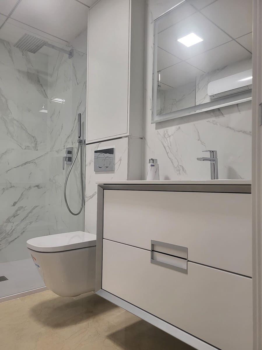 4 chambre Appartement à vendre à Benidorm avec piscine garage - 420 000 € (Ref: 10177250)