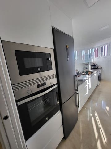 4 chambre Appartement à vendre à Benidorm avec piscine garage - 420 000 € (Ref: 10177250)