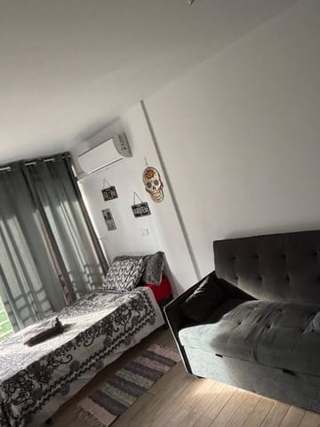 Apartment zu verkaufen in Juzgados - Plaza de Toros, Benidorm mit Pool Garage - 85.000 € (Ref: 10177251)