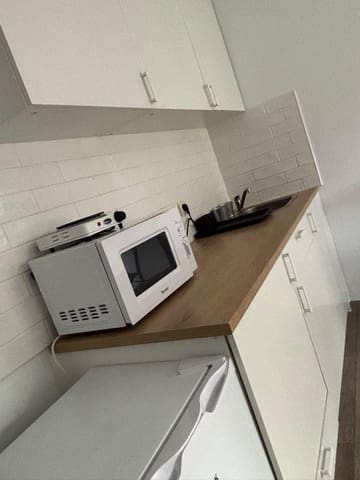 Apartment zu verkaufen in Juzgados - Plaza de Toros, Benidorm mit Pool Garage - 85.000 € (Ref: 10177251)