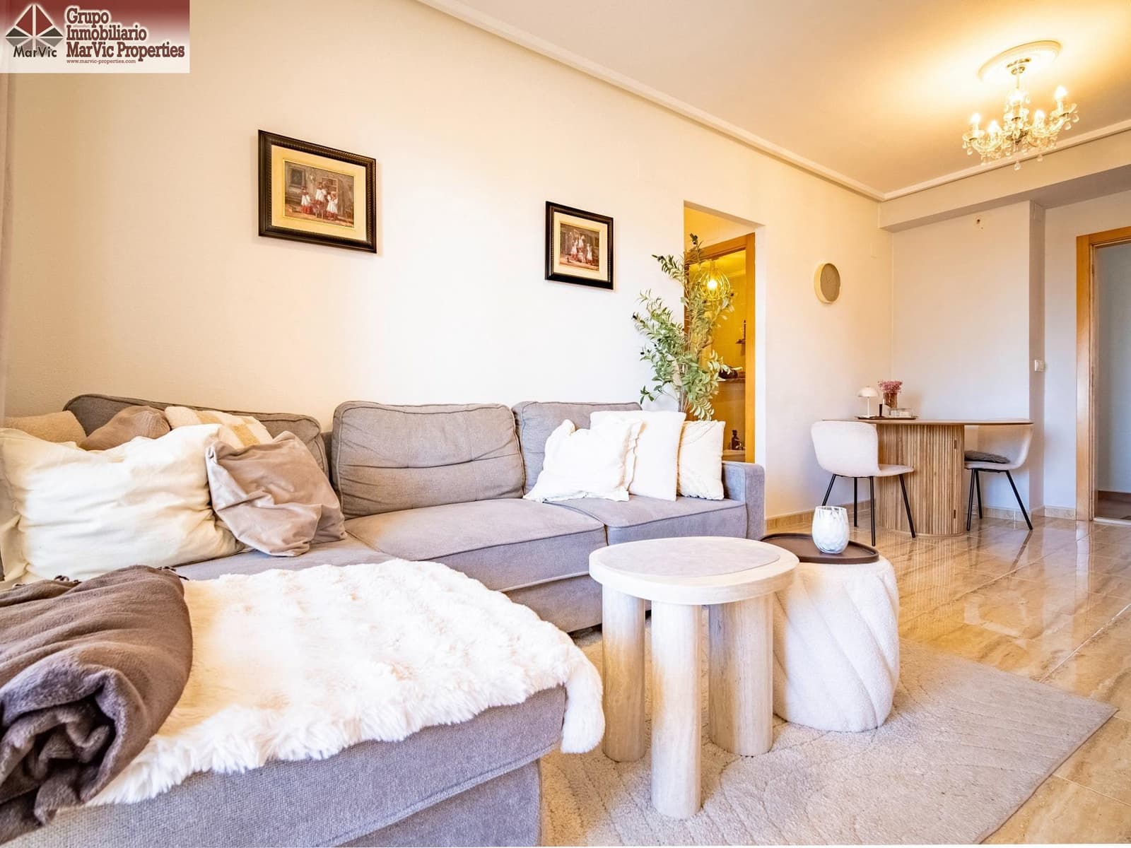 1 Zimmer Wohnung zu verkaufen in Benidorm mit Pool Garage - 240.000 € (Ref: 10180691)