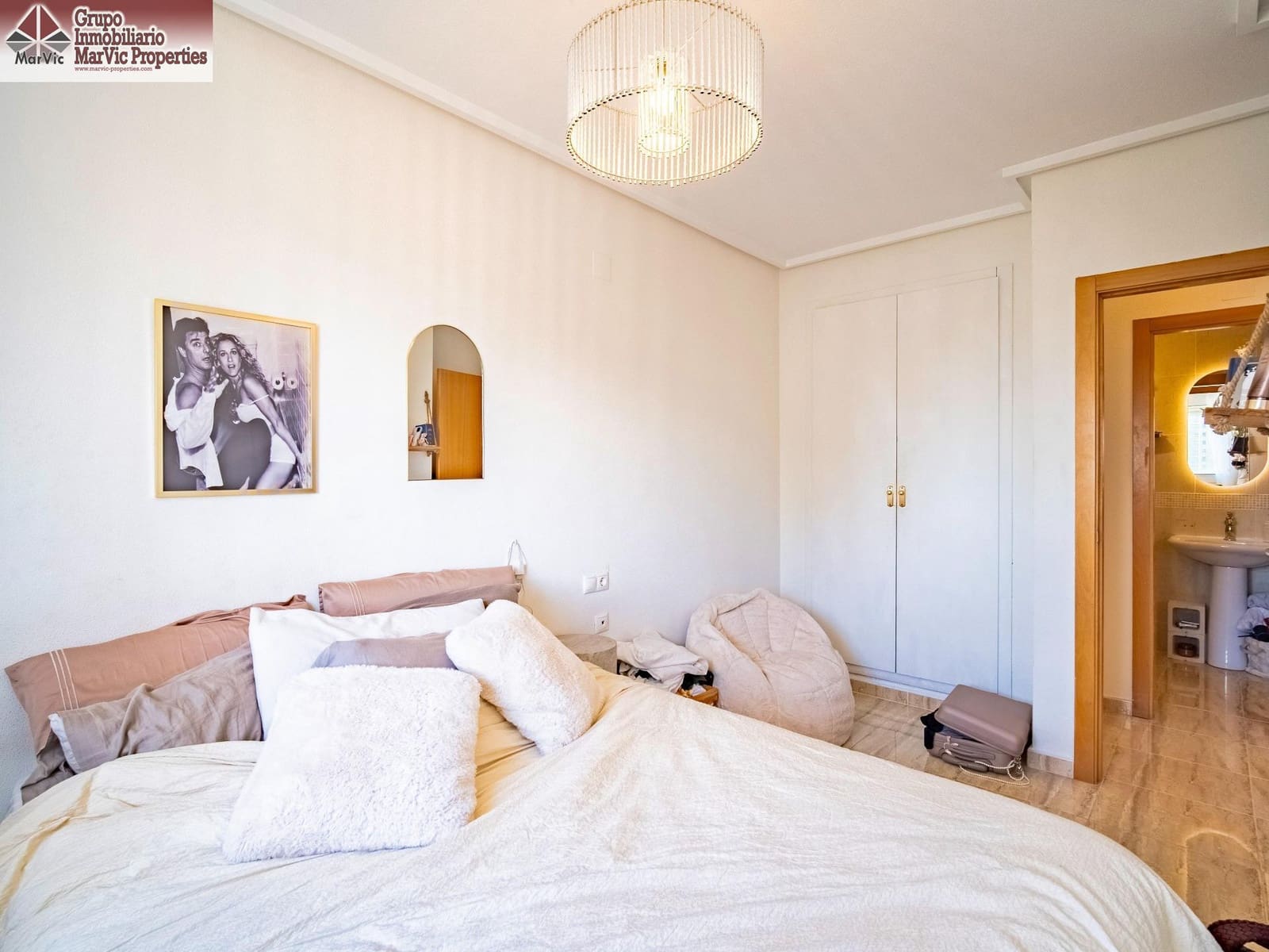 1 Zimmer Wohnung zu verkaufen in Benidorm mit Pool Garage - 240.000 € (Ref: 10180691)