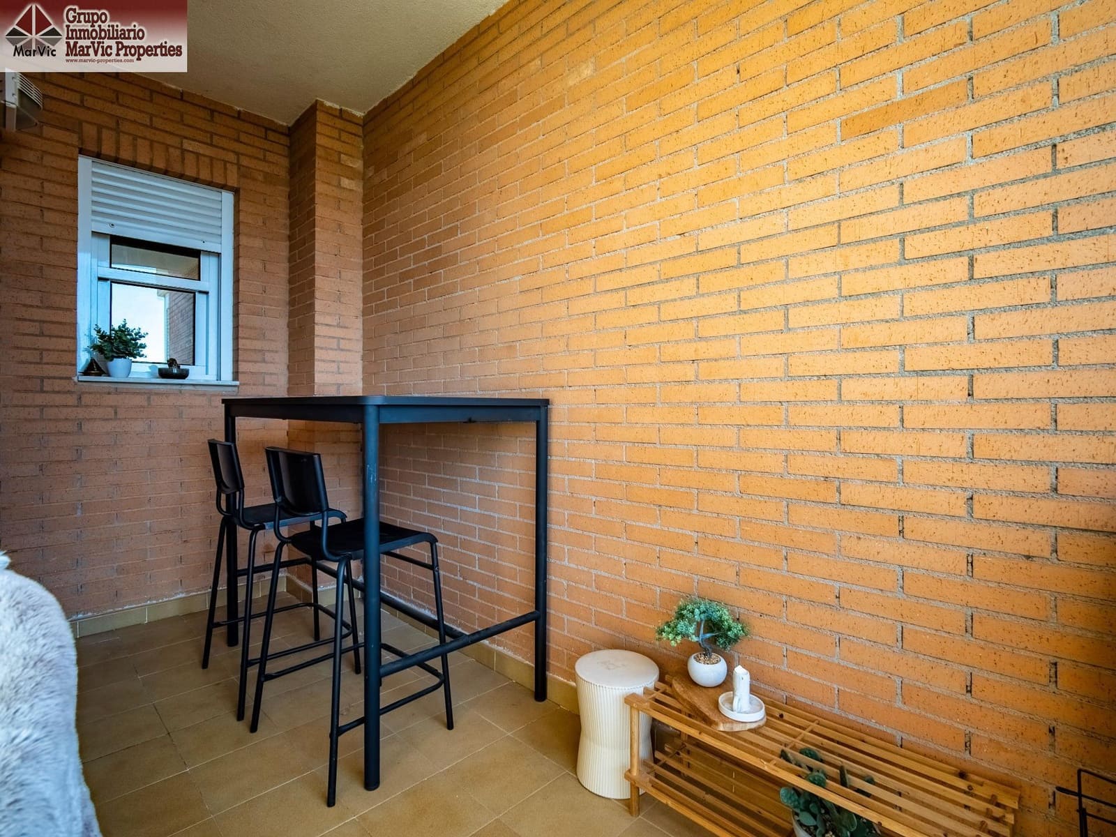 1 Zimmer Wohnung zu verkaufen in Benidorm mit Pool Garage - 240.000 € (Ref: 10180691)