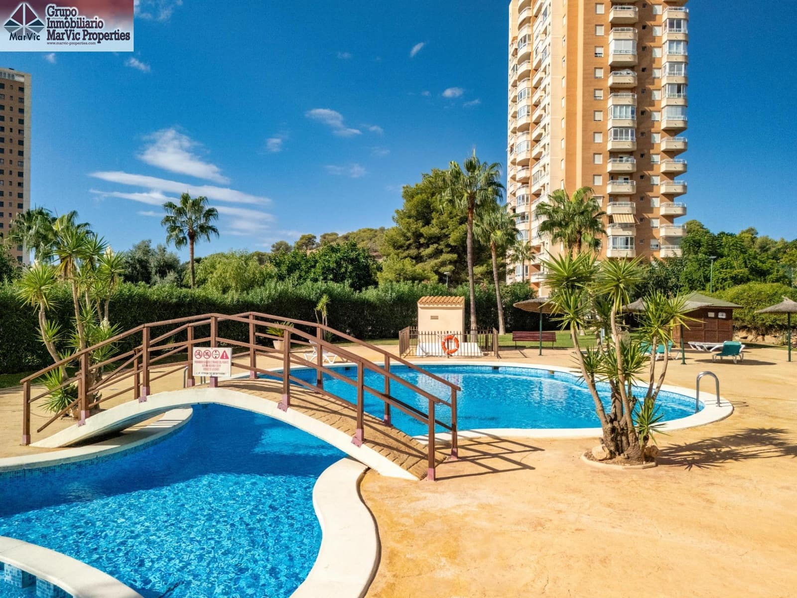 1 Zimmer Wohnung zu verkaufen in Benidorm mit Pool Garage - 240.000 € (Ref: 10180691)