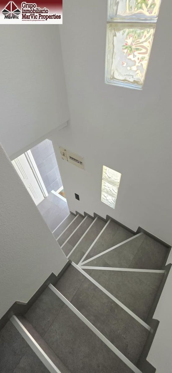 2 quarto Moradia em Banda para venda em La Nucia com piscina garagem - 262 000 € (Ref: 10187165)