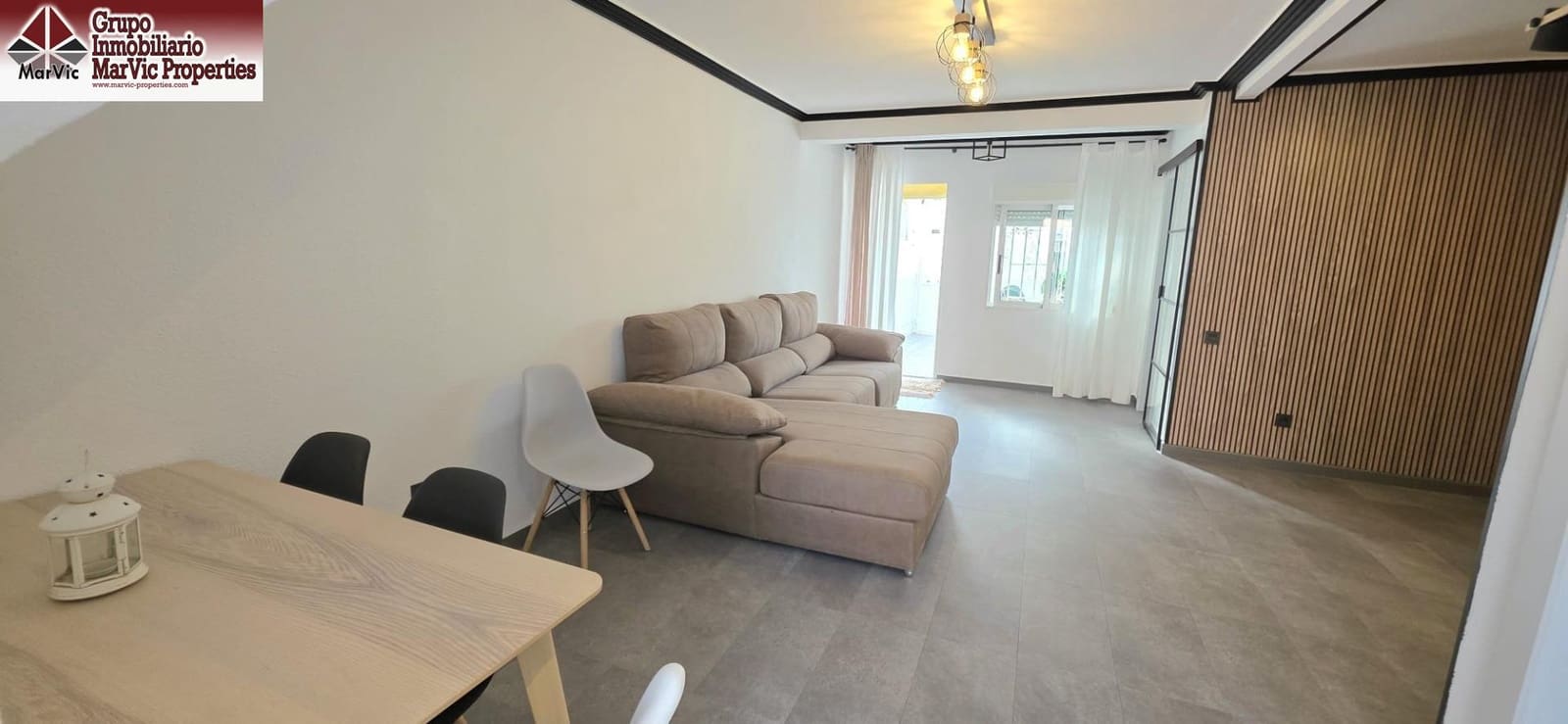 2 quarto Moradia em Banda para venda em La Nucia com piscina garagem - 262 000 € (Ref: 10187165)
