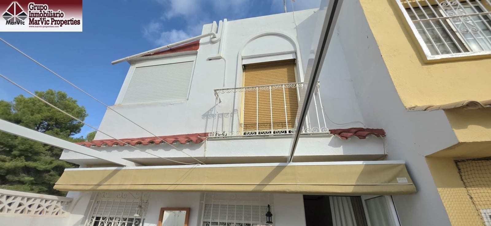 2 quarto Moradia em Banda para venda em La Nucia com piscina garagem - 262 000 € (Ref: 10187165)