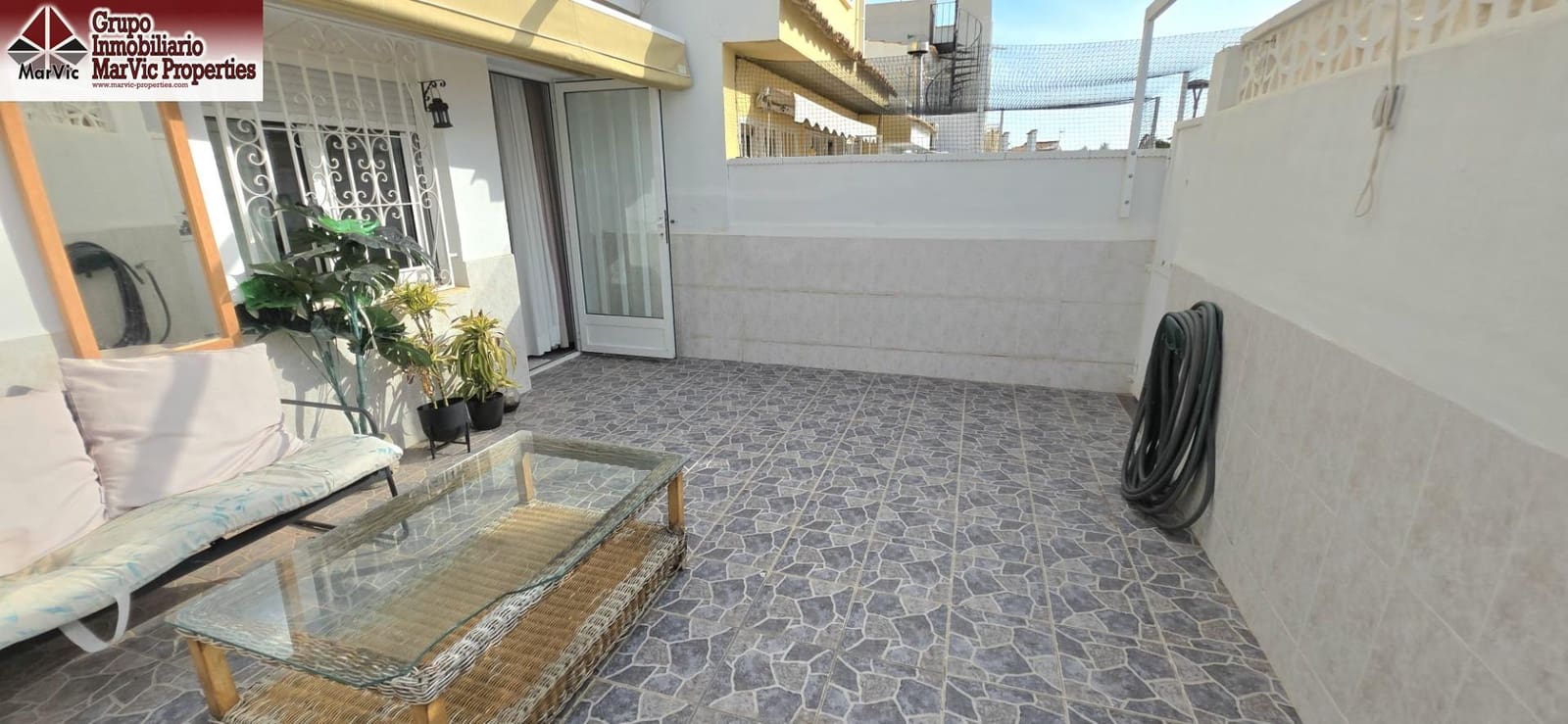 2 quarto Moradia em Banda para venda em La Nucia com piscina garagem - 262 000 € (Ref: 10187165)