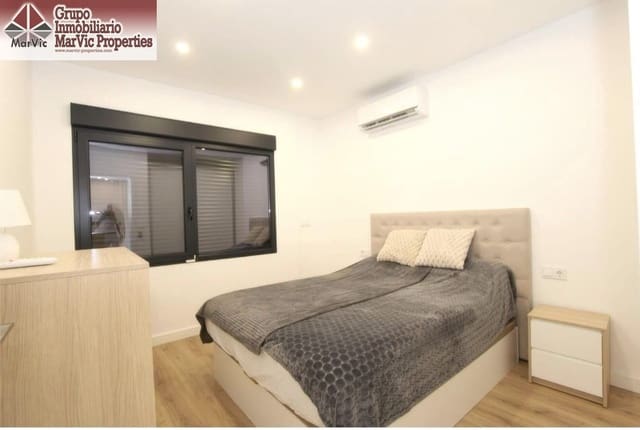 8 bedroom Bungalow for sale in Benidorm with pool garage - € 548,800 (Ref: 10187166)