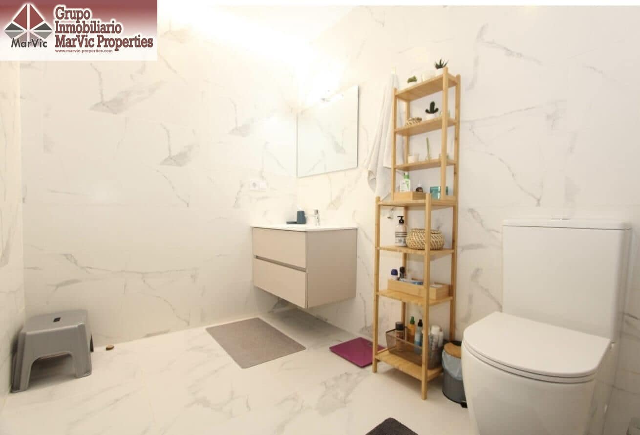 8 bedroom Bungalow for sale in Benidorm with pool garage - € 548,800 (Ref: 10187166)