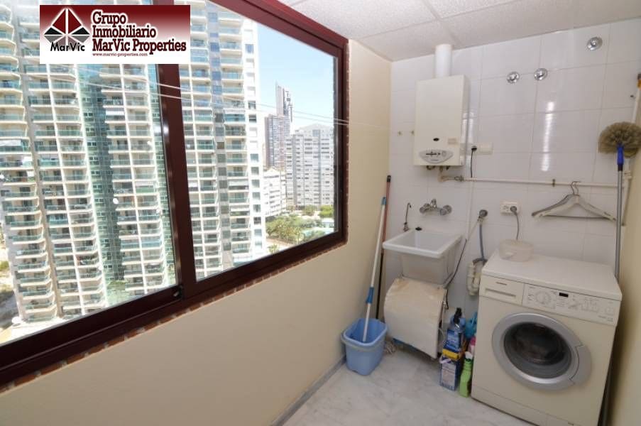 Piso de 3 habitaciones en Finestrat en venta con piscina - 380.000 € (Ref: 3449805)