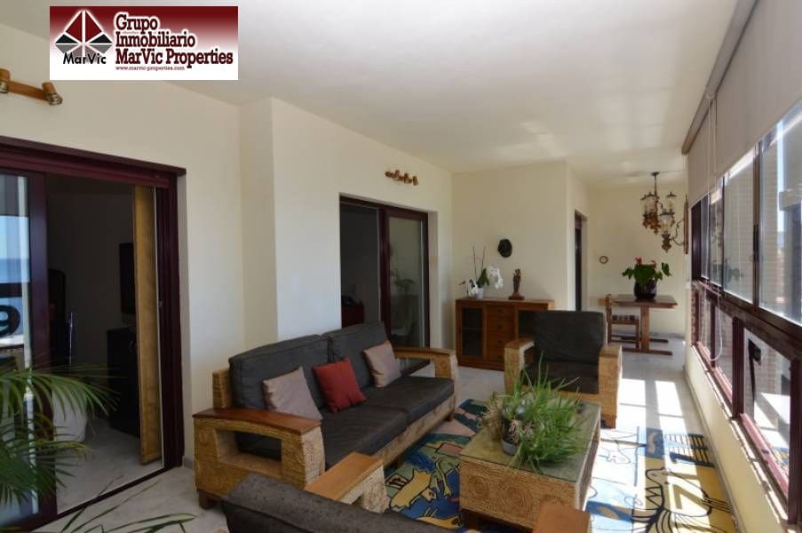 Piso de 3 habitaciones en Finestrat en venta con piscina - 380.000 € (Ref: 3449805)