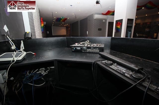 Commercial for sale in Casco Antiguo - Puerto, Benidorm - € 550,000 (Ref: 3747397)