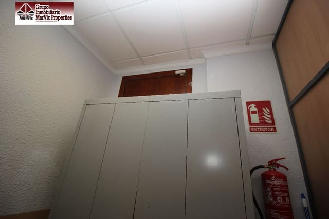 Erhverv til salg i Benidorm - € 128.000 (Ref: 3835351)