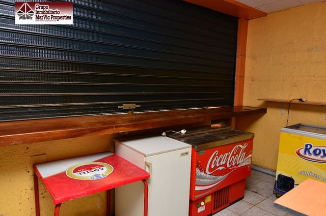 Commercial for sale in Juzgados - Plaza de Toros, Benidorm - € 375,000 (Ref: 3872053)