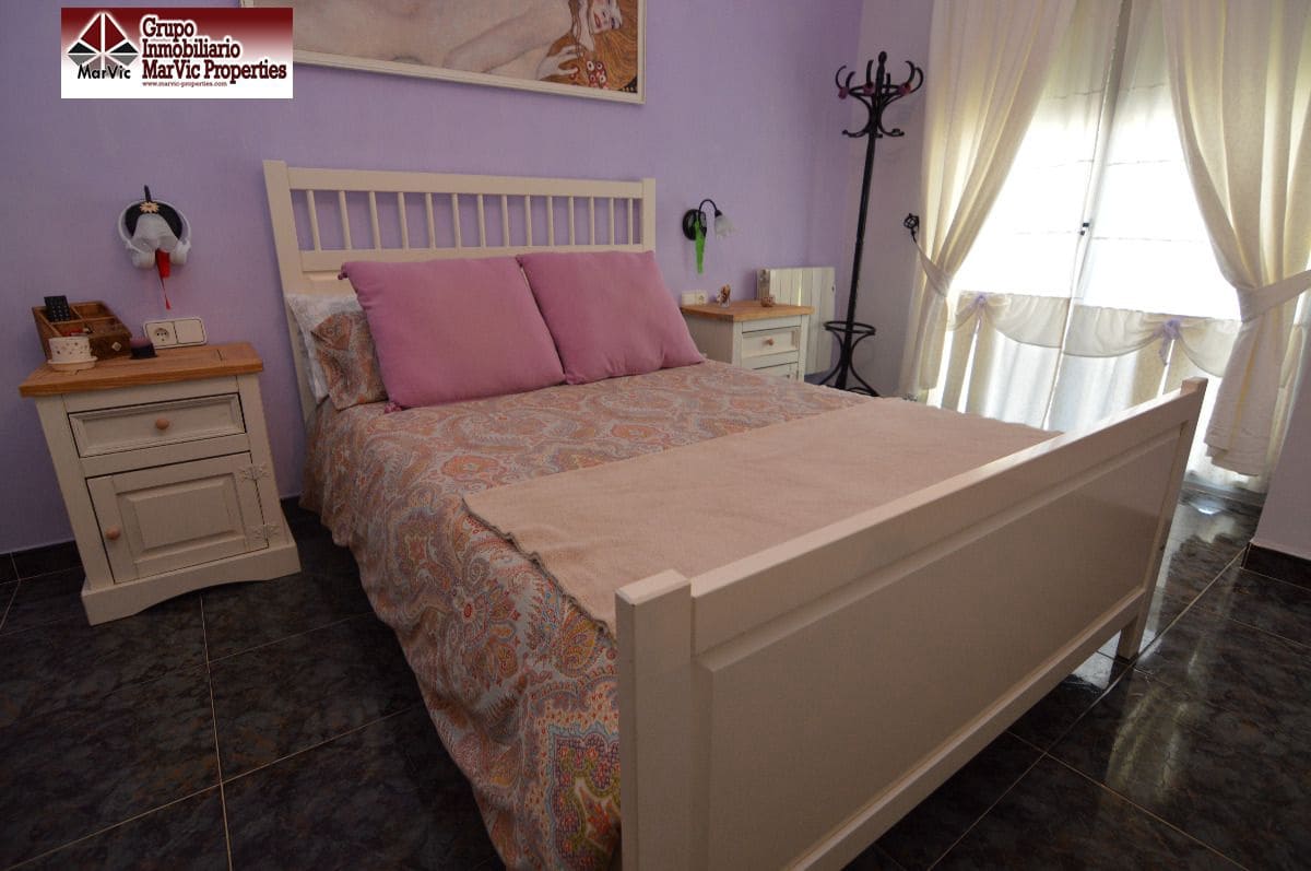 Chalet de 6 habitaciones en La Nucia en venta con piscina garaje - 439.500 € (Ref: 3903805)