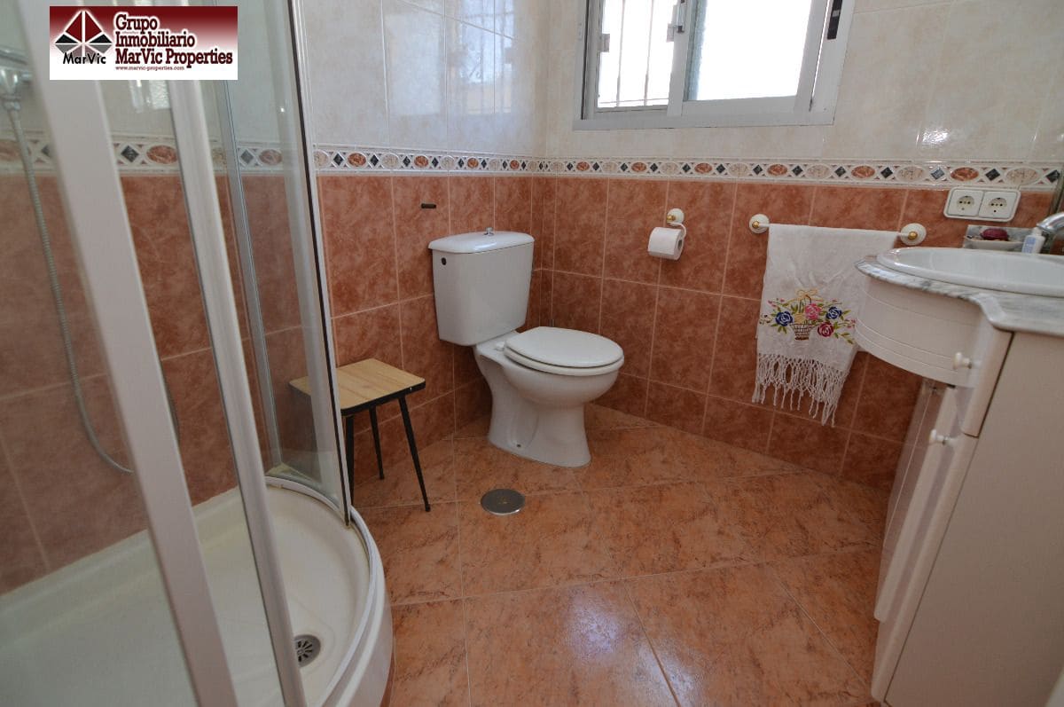 Chalet de 6 habitaciones en La Nucia en venta con piscina garaje - 439.500 € (Ref: 3903805)