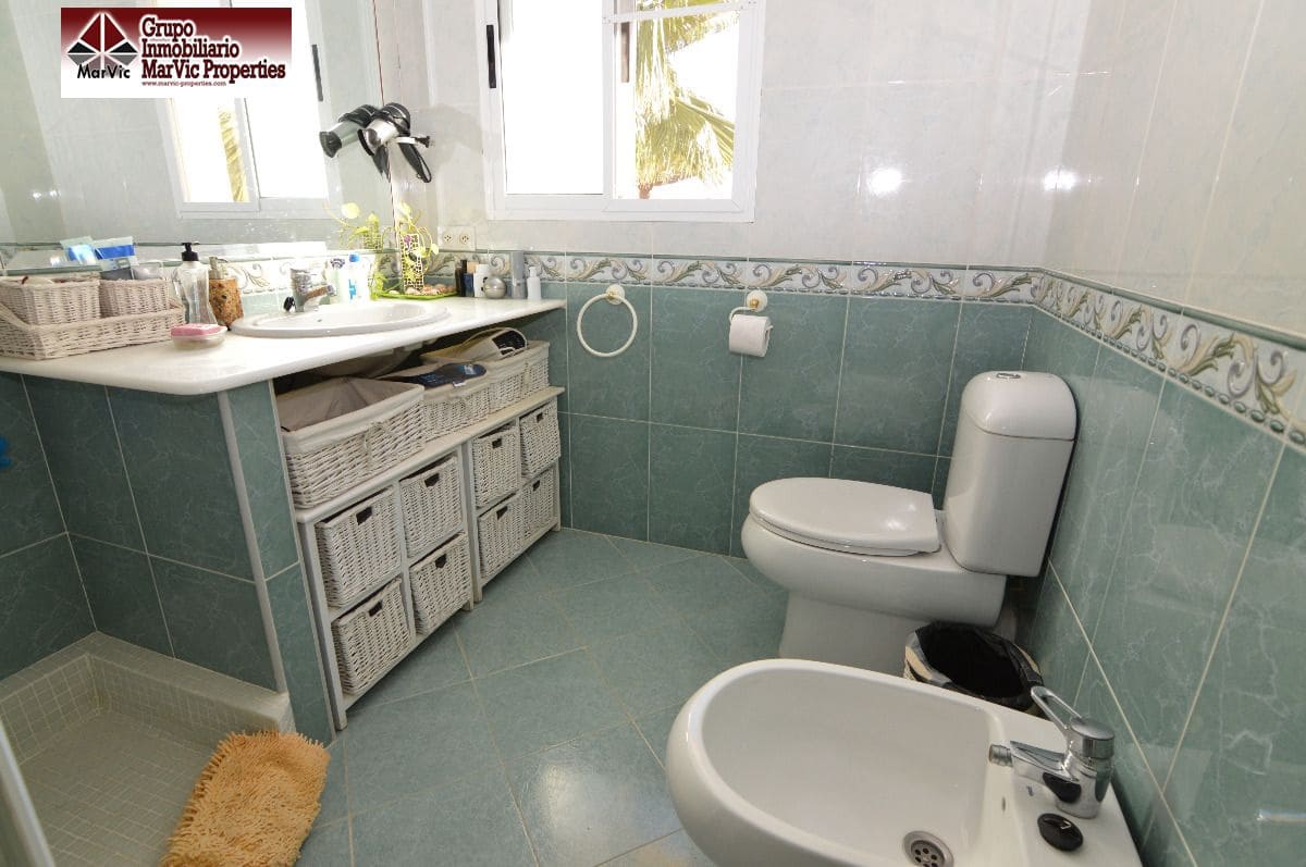 Chalet de 6 habitaciones en La Nucia en venta con piscina garaje - 439.500 € (Ref: 3903805)