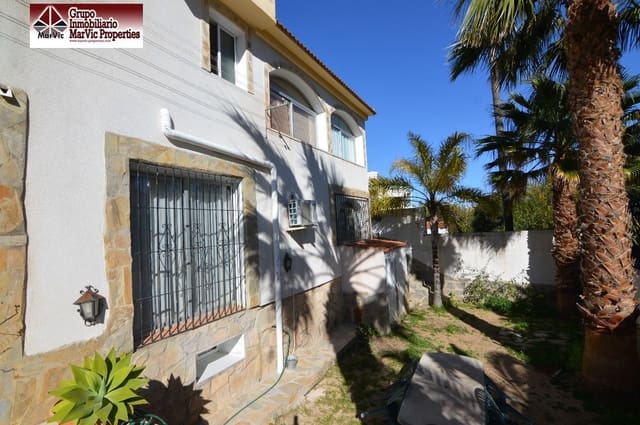Chalet de 6 habitaciones en La Nucia en venta con piscina garaje - 439.500 € (Ref: 3903805)