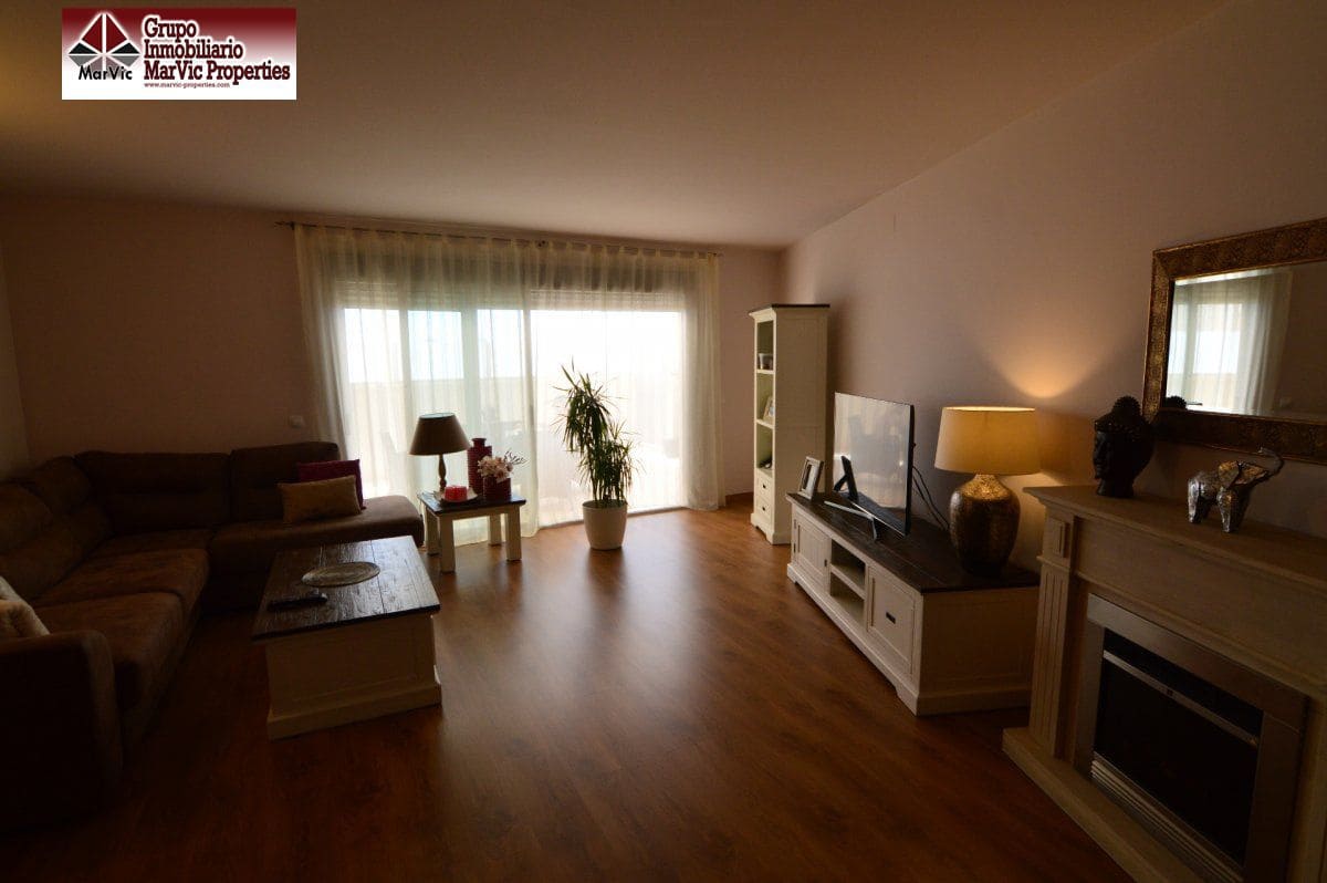 3 bedroom Apartment for sale in Altea with pool - € 385,000 (Ref: 4035567)