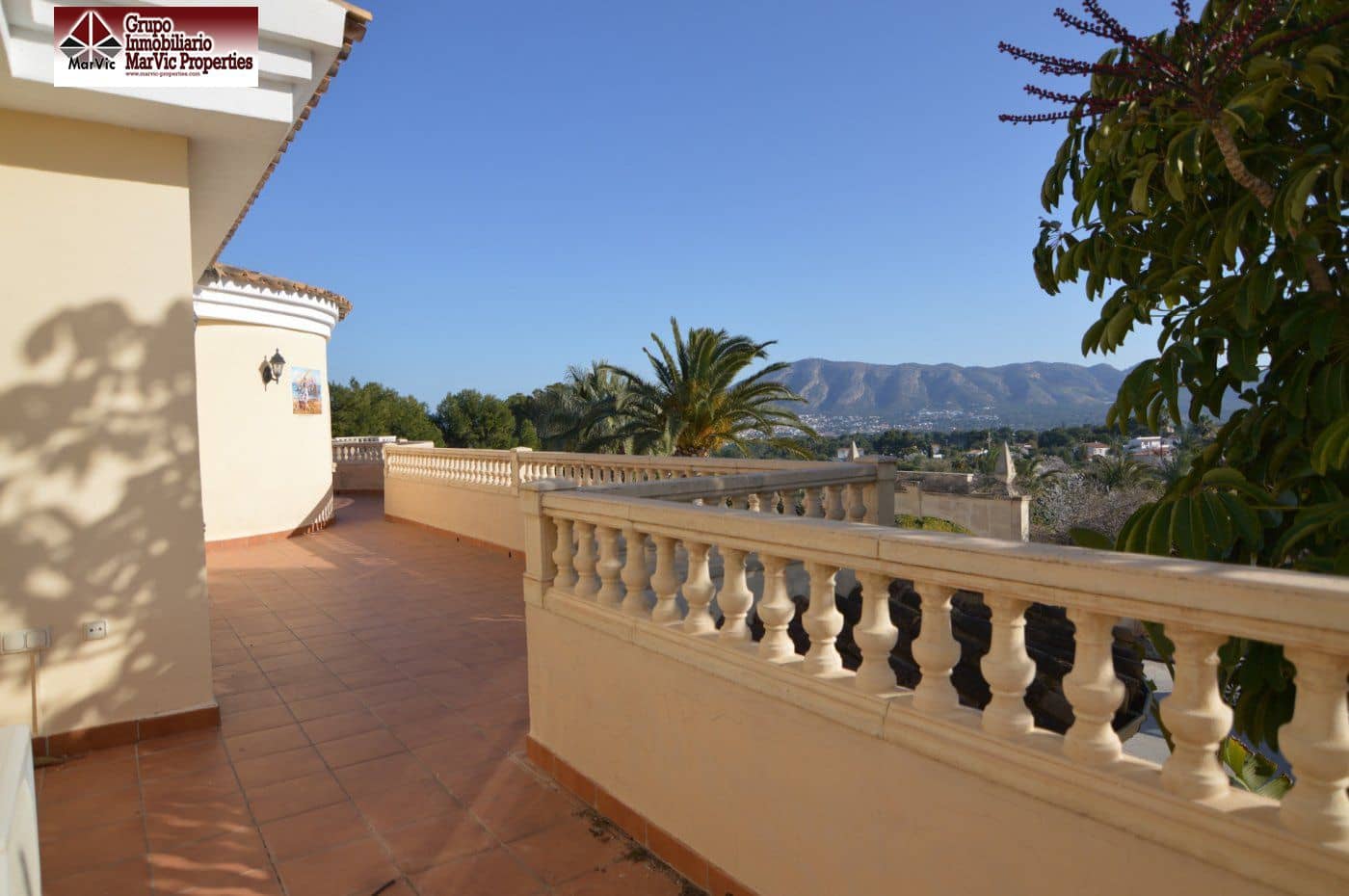 4 Zimmer Villa zu verkaufen in Alfaz del Pi / L'Alfas del Pi mit Pool - 2.625.000 € (Ref: 4453119)
