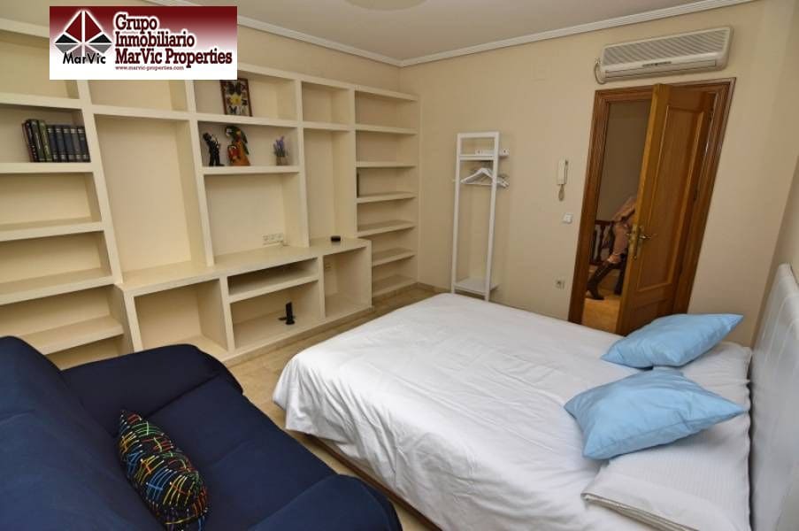 5 bedroom Villa for sale in La Nucia with pool garage - € 1,800,000 (Ref: 4644205)