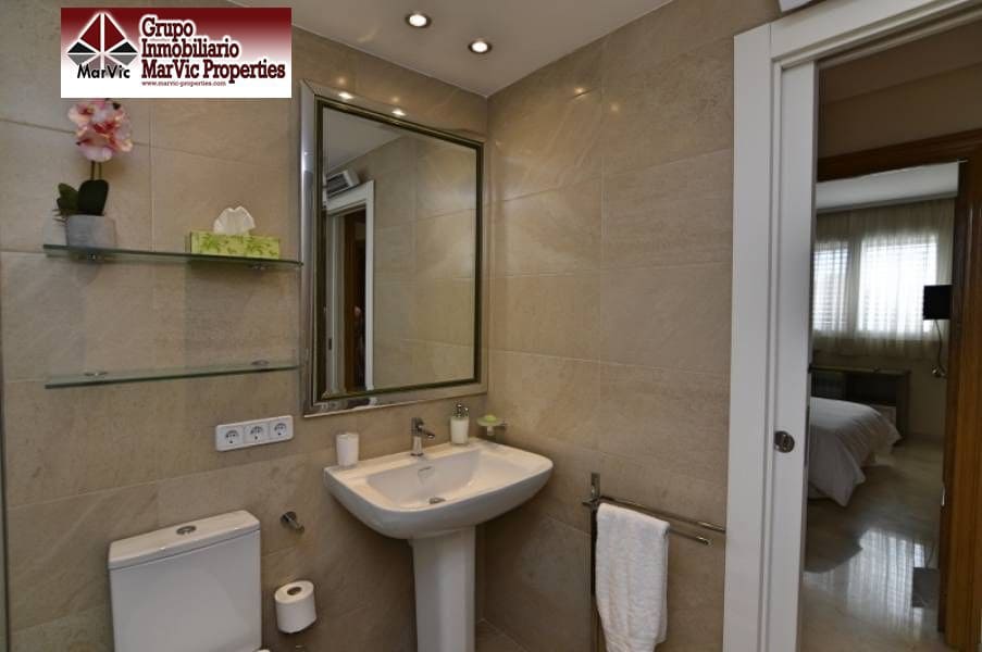 5 bedroom Villa for sale in La Nucia with pool garage - € 1,800,000 (Ref: 4644205)