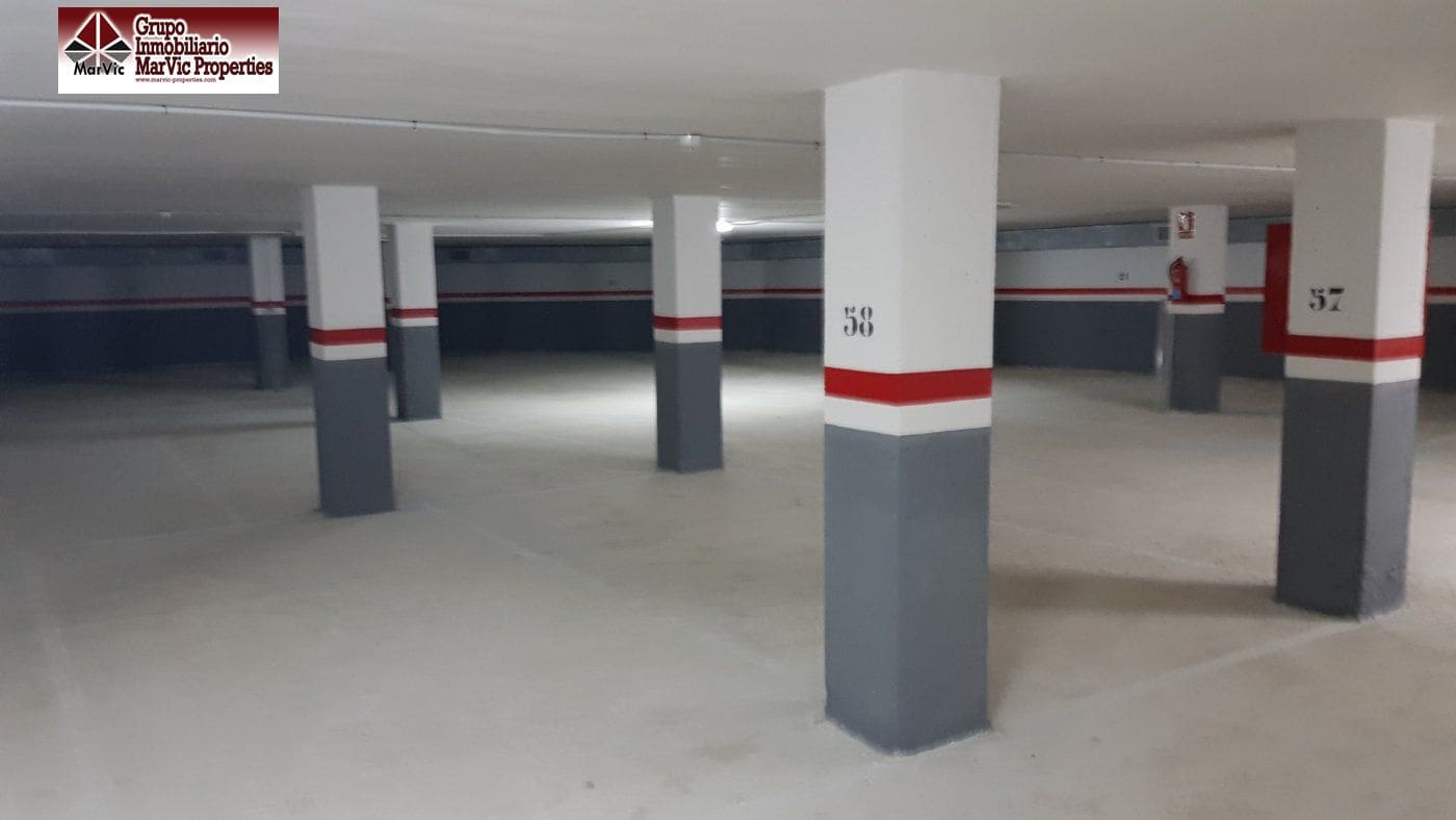 Garage til salg i Benidorm - € 1.068.000 (Ref: 4653262)