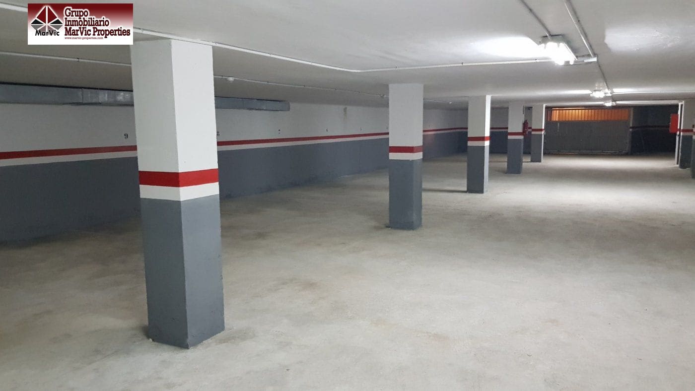 Garage til salg i Benidorm - € 1.068.000 (Ref: 4653262)